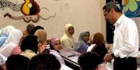محافظ السويس: التعليم حق لكل طالب وعلينا توفيره بأفضل صورة