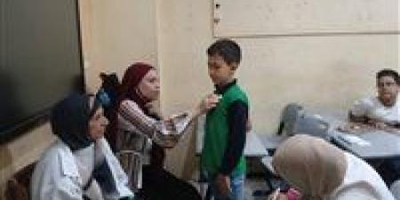 جامعة بنها تواصل قوافلها الطبية بمدارس القليوبية - صور