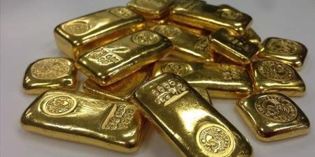 أسعار الذهب العالمية تقفز بأكثر من 1% بسبب ضعف الدولار والبيانات الاقتصادية الضعيفة