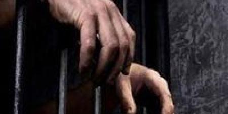 القبض على تشكيل عصابى استدرج شابًا وسرقه داخل شقة فى الحوامدية