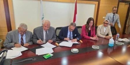 أخبار الوادي الجديد| توقيع بروتوكول تعاون لإحياء مشروعات تسمين الماشية.. وعواصف ترابية تضرب المحافظة