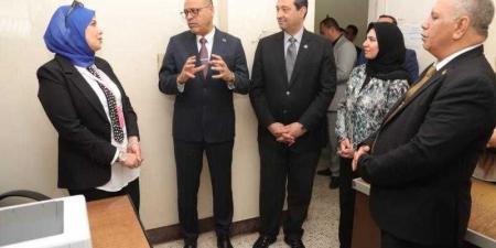 وزير العمل يتفقد مديرية العمل ويحث العاملين على تكثيف الجهود في خدمة المواطنين