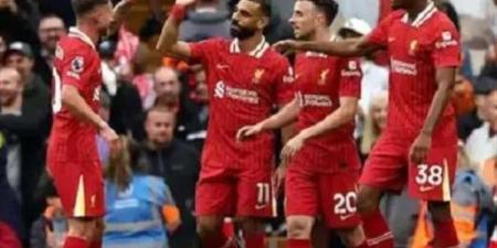 إليوت يسجل هدف تقدم ليفربول في مرمى برايتون