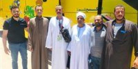 وكيل التضامن بالشرقية يودع 345 حاج من الجمعيات الأهلية قبل سفرهم إلى الأراضي المقدسة