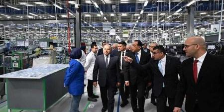 مدبولي يتفقد مصنع ”سوميتومو” العالمية لإنتاج الضفائر الكهربائية للسيارات بالعاشر