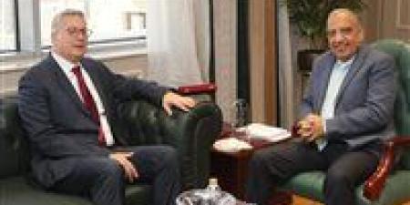 وزيرا الكهرباء والبترول يناقشان خطة توفير الوقود لتأمين التغذية الكهربائية في الصيف