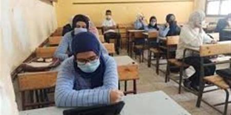 مفاجأة..تسريب امتحان العربي يثير الجدل.. تفاصيل أول أيام امتحانات الصف الثاني الثانوي