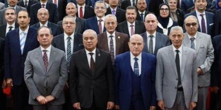 «رئيس هيئة النيابة الإدارية» يشهد احتفالية تكريم قيادات وأعضاء إدارة التفتيش القضائية