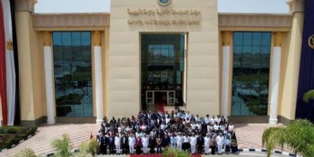 أكاديمية الشرطة تستقبل 150 شاب وفتاة من  المشاركين بمنحة ناصر للقيادة الدولية