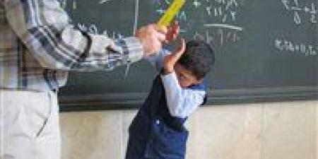 عاجل| «ضربت الطلاب بالجزمة».. إحالة مديرة مدرسة ابتدائية بالمرج للمحاكمة التأديبية