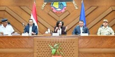 محافظ البحيرة تعقد اجتماعاً لمتابعة جاهزية القطاعات الخدمية لاستقبال عيد الأضحى
