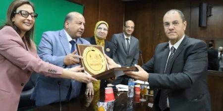 كلية الاقتصاد والعلوم السياسية بجامعة القاهرة تنظم ملتقى التوظيف 2025