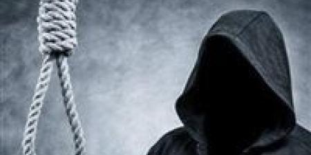 انتحار شخص شنقا أعلى سطح منزله بالمحلة