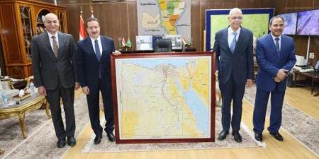 محافظ المنوفية يستقبل رئيس الجامعة لتقديم ...