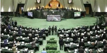 قرار مهم من البرلمان الإيراني بشأن مضيق هرمز يفاجئ العالم