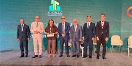 السفير السوداني بالقاهرة متحدثا في أعمال ملتقى بناة مصر