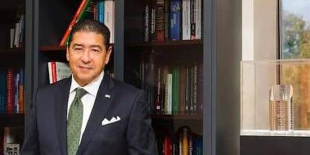 هشام عز العرب يتوج بجائزة أفضل رئيس تنفيذي لعام 2025