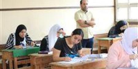 ماذا يفعل الطالب لو نسي الإجابة أو شعر بالارتباك؟.. تربوي يوضح