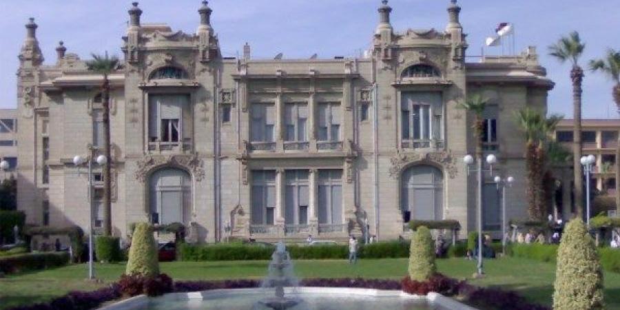 رئيس جامعة عين شمس يشهد انطلاق فعاليات مؤتمر الوافدين بكلية التمريض