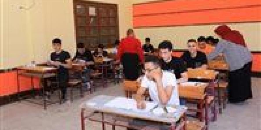 عاجل.. طلاب الدمج يطالبون بعقد لجان خاصة لهم في امتحانات الثانوية العامة
