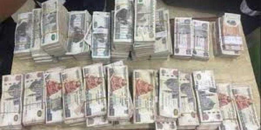 ضبط 8 عناصر إجرامية غسلوا 450 مليون جنيه من تجارة المخدرات