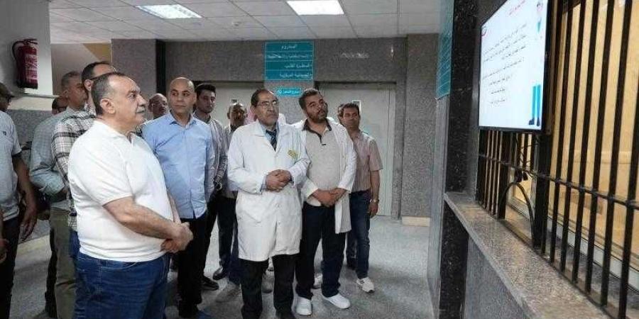 محافظ أسيوط يتفقد التشغيل التجريبي لوحدة قسطرة القلب بمستشفى المبرة