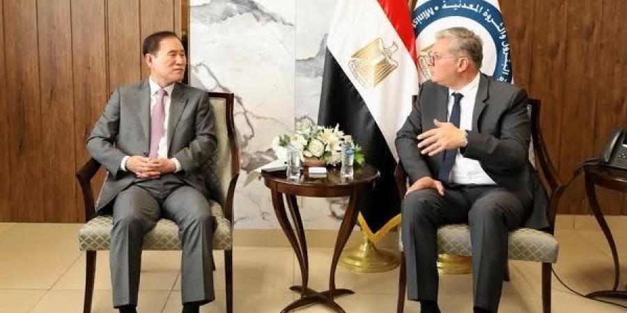 وزير البترول: نمتلك القدرات والكفاءات القادرة على تنفيذ المشروعات الضخمة بمستويات عالمية