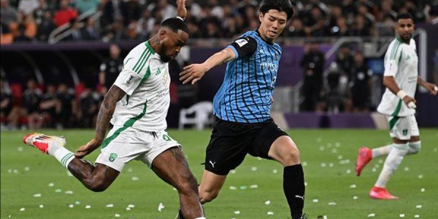 للمرة الأولى في تاريخه.. الأهلي السعودي بطلًا لدوري أبطال آسيا