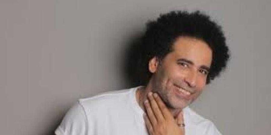 تفاصيل أغنية ”زى الدهب” لمصطفى شوقي