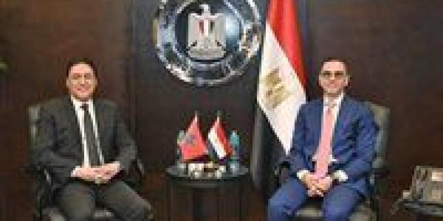 وزير الاستثمار يستقبل نظيره المغربي لبحث سبل تطوير الشراكة الاقتصادية بين البلدين