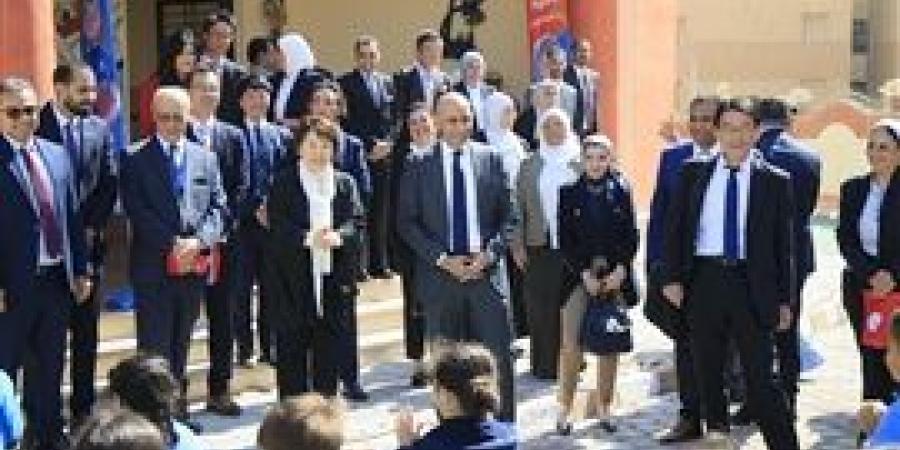 المدرسة المصرية اليابانية بحدائق أكتوبر تستقبل وزيري التعليم بمصر واليابان وسفير اليابان في القاهرة