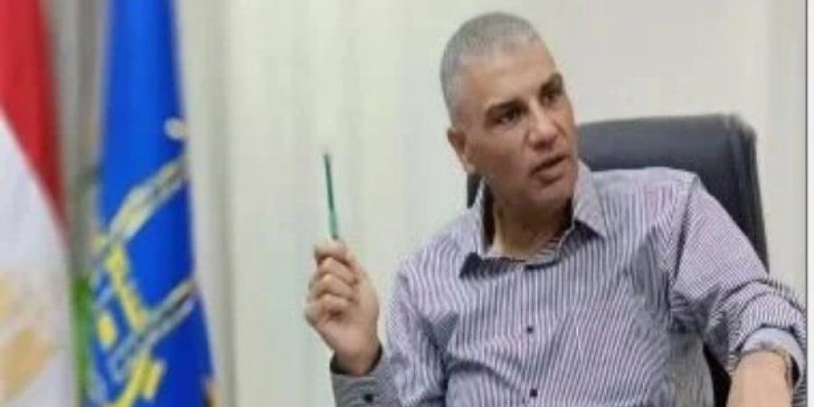 محافظ أسوان يشدد على الرقابة وتكثيف الحملات لضبط الأسواق