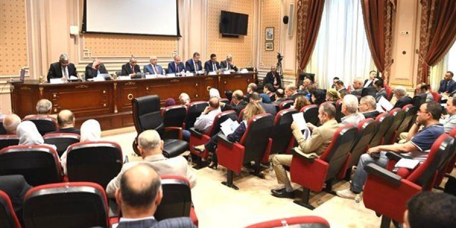 برلماني يطالب بإعادة النظر في القيمة الإيجارية ومدة تحرير العقد بقانون الإيجار القديم