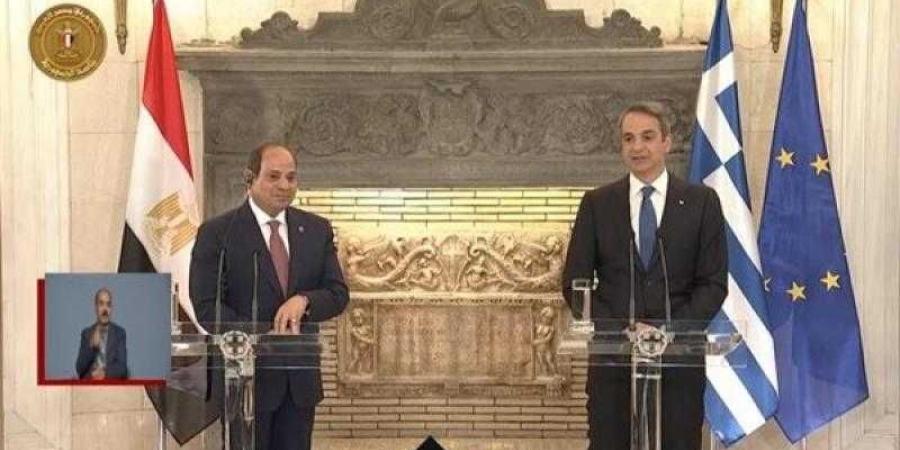 الرئيس السيسي: نولي أهمية لمشروع الربط الكهربائي بين مصر والاتحاد الأروبي
