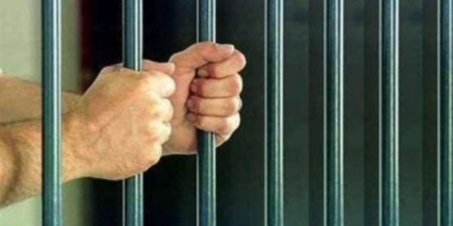 ضبط سيدة صدمت مواطن في طريق السويس وفرت هاربة