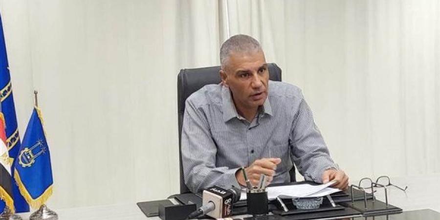 محافظ أسوان يتابع جهود الحملات الأمنية.. وبترّ يدّ الجرائم قبل حدوثها