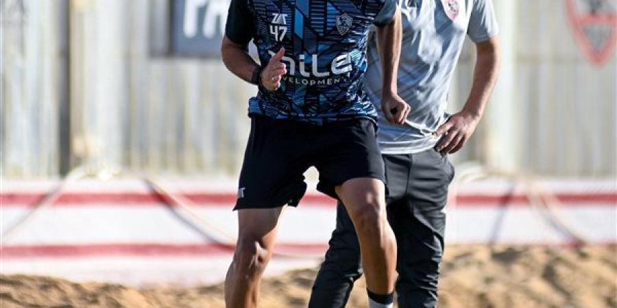 محمود جهاد ومحمد شحاتة يواصلان البرنامج التأهيلي على هامش مران الزمالك