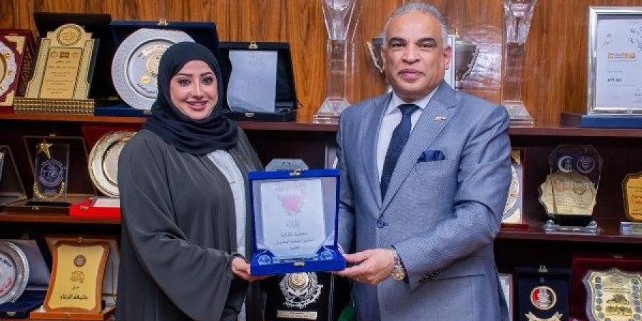 رئيس جامعة طنطا يستقبل المستشار الثقافي بسفارة مملكة البحرين