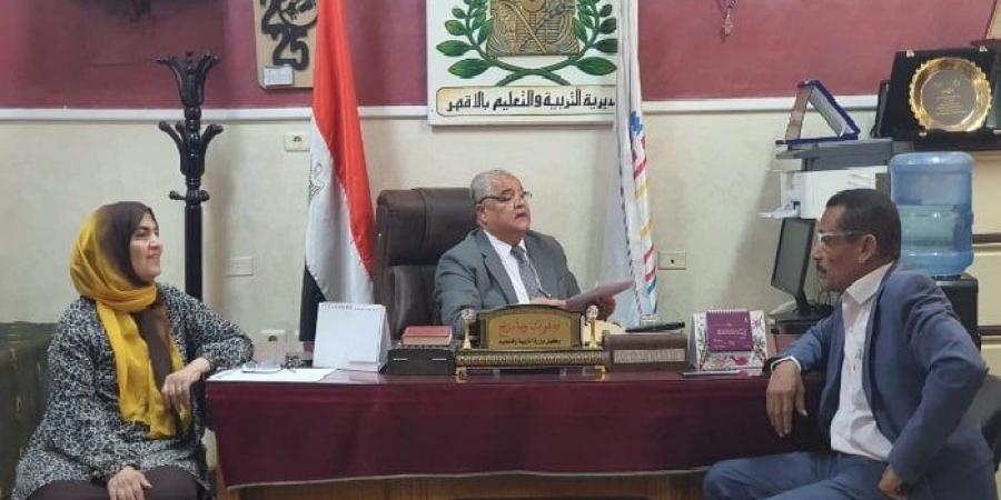 مدير تعليم الأقصر يعقد اجتماعًا موسعًا لمناقشة الاستعدادات النهائية لامتحانات نهاية العام
