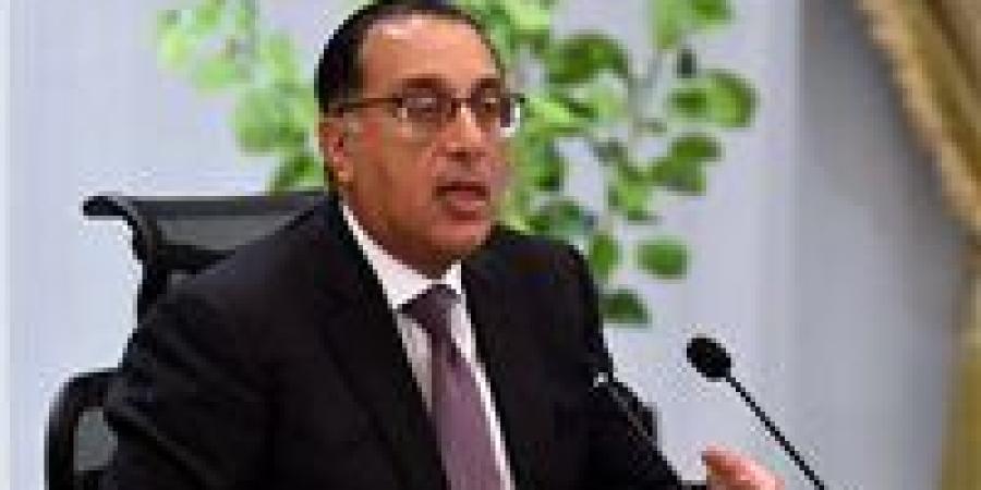 رئيس الوزراء: "شددنا على ضرورة تعاون المواطنين في إبلاغنا بأسماء المحطات المتجاوزة... وسنتعامل بحسم مع أي مخالفات