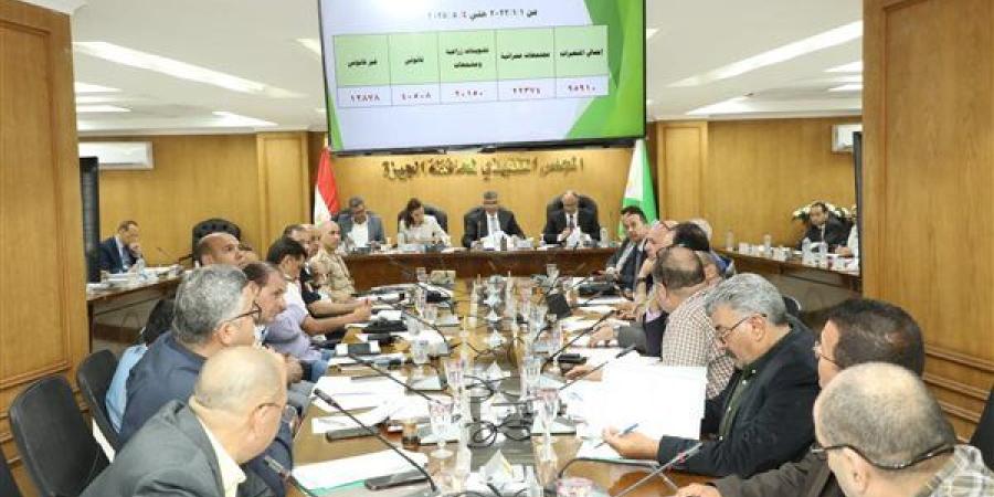 محافظ الجيزة يتابع الاستعدادات لاستقبال امتحانات نهاية العام الدراسي