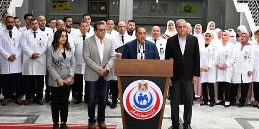 عاجل.. الحكومة: القطاع الطبي يحتل أولوية قصوى في عملية التمويل وسرعة إنهاء المشروعات
