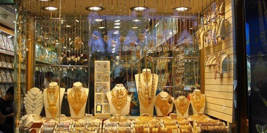 متأثرًا بانخفاضه عالميًا.. تراجع أسعار الذهب في مصر مسجلًا 4770 جنيهًا للجرام