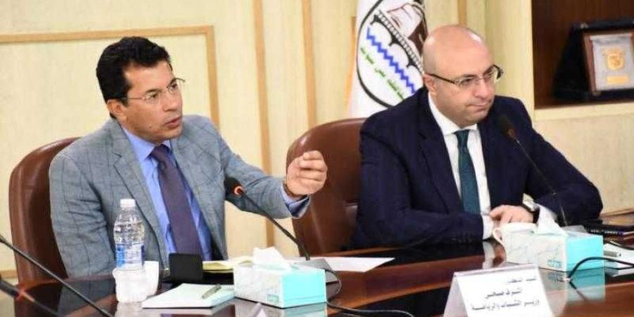 وزير الشباب والرياضة يلتقي بأعضاء مجلسي النواب والشيوخ بمحافظة بني سويف