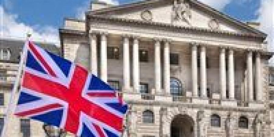 بريطانيا تُخفض سعر الفائدة الأساسي 0.25 % ليصل إلى 4.25 %