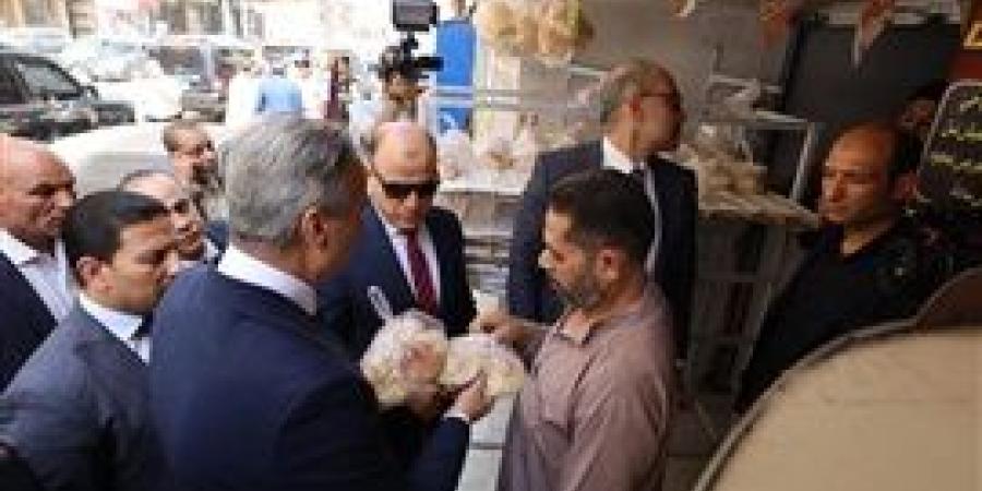 محافظ كفر الشيخ ورئيس جهاز حماية المستهلك يتفقدان أسواق "عماد الدين”