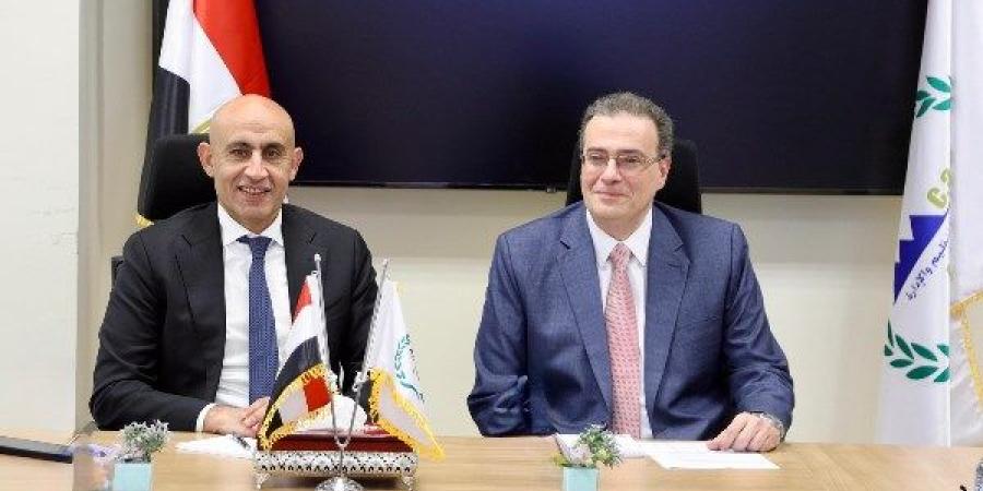 وزير التعليم يشيد بقرار المركزي للتنظيم والإدارة بشأن آلية مسابقات وظائف المعلمين