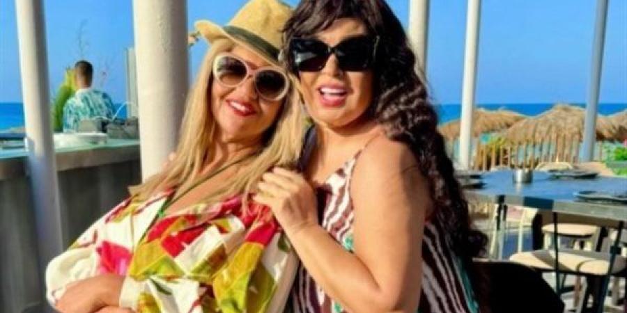 فيفي عبده تخرج عن صمتها: "بوسي شلبي كانت زوجة محمود عبد العزيز مش سكرتارية"
