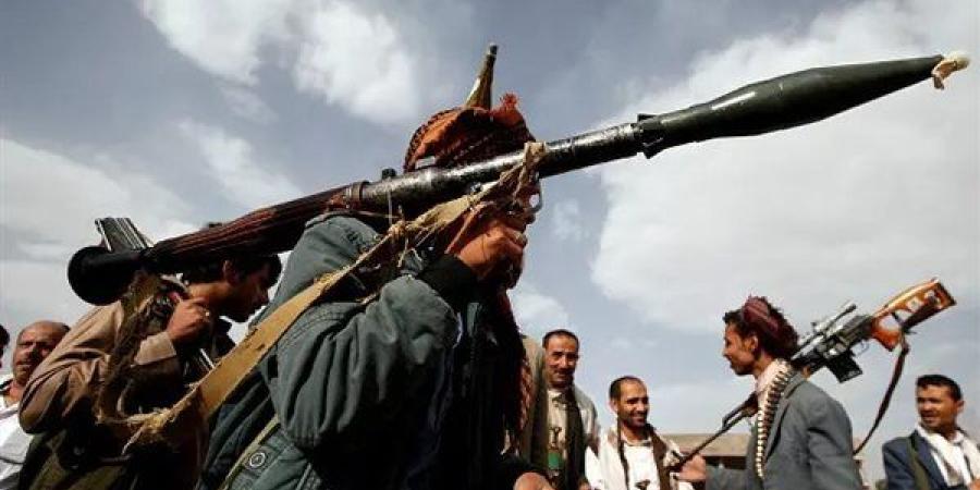الحوثيون في اليمن يعلنون إطلاق صاروخ باتجاه مطار بن جوريون في إسرائيل