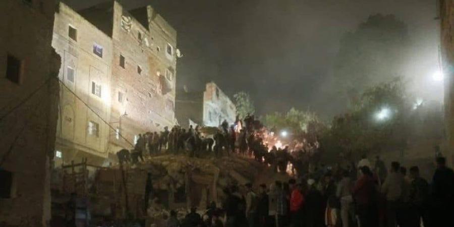 ليلة مأساوية بمدينة فاس .. انهيار عمارة سكنية يودي بحياة 6 أشخاص